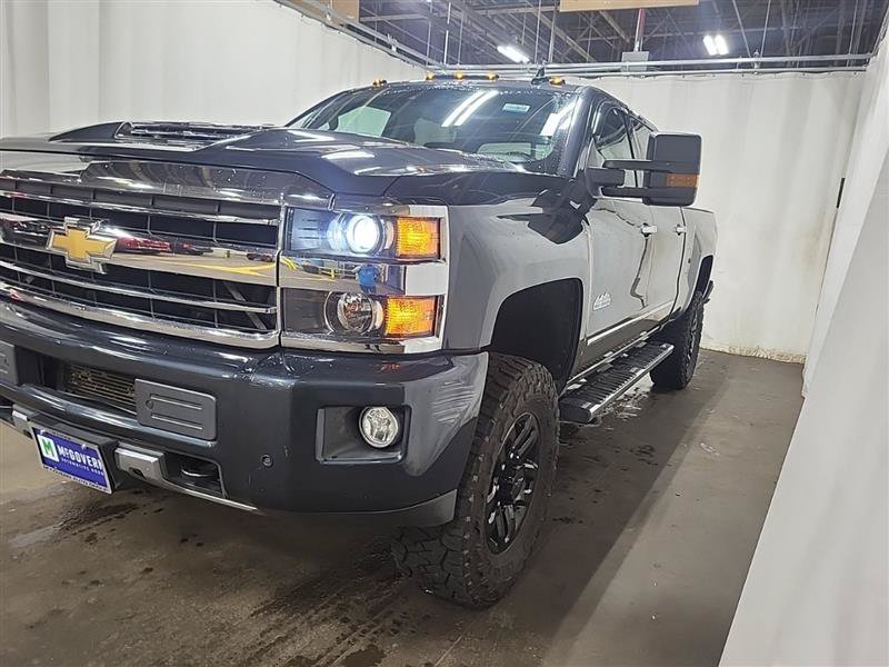 Used 2019 Chevrolet Silverado 2500 High Country AWD/4WD image 1