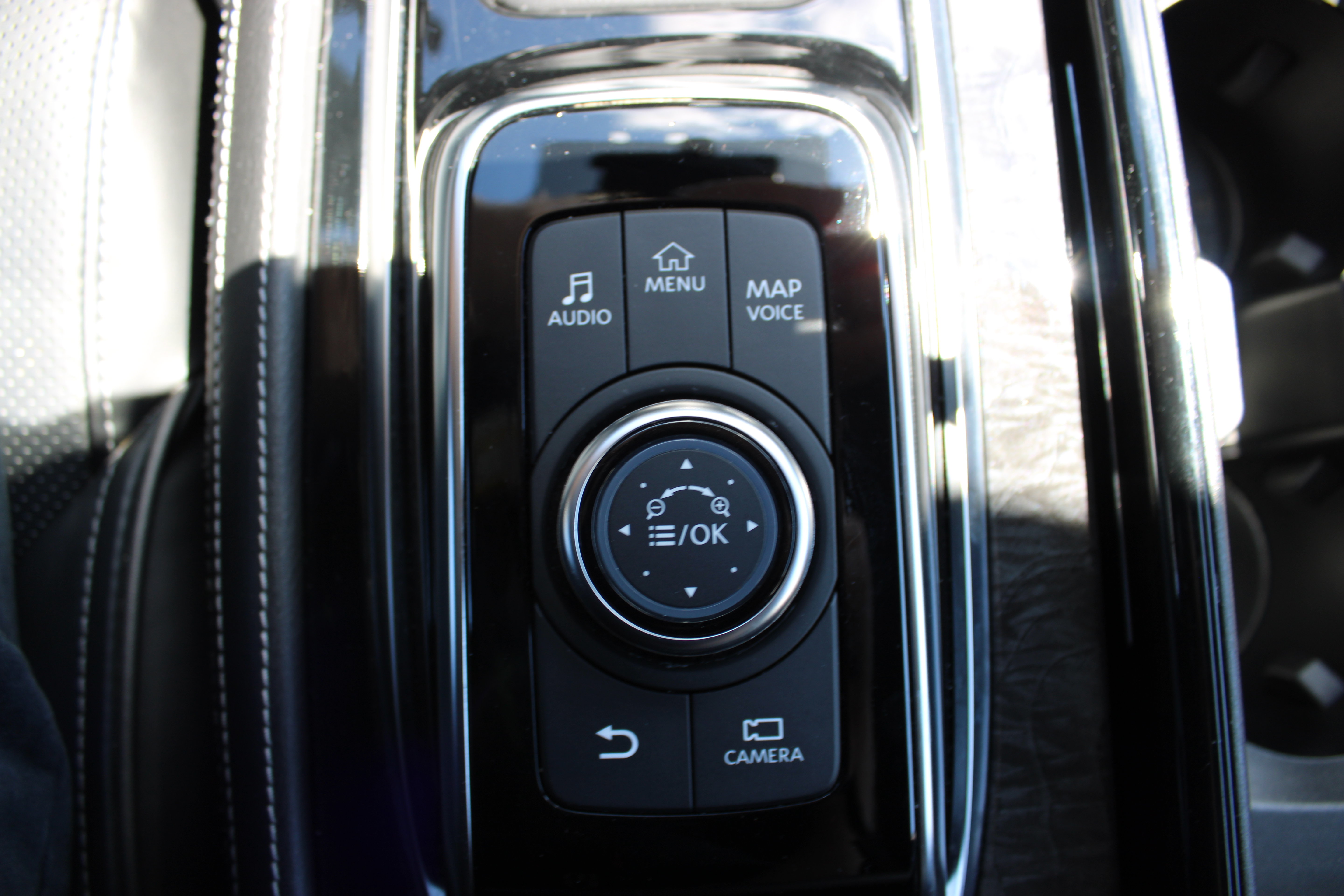 Used 2023 INFINITI QX80 Sensory w/ Cargo Package AWD/4WD image 24