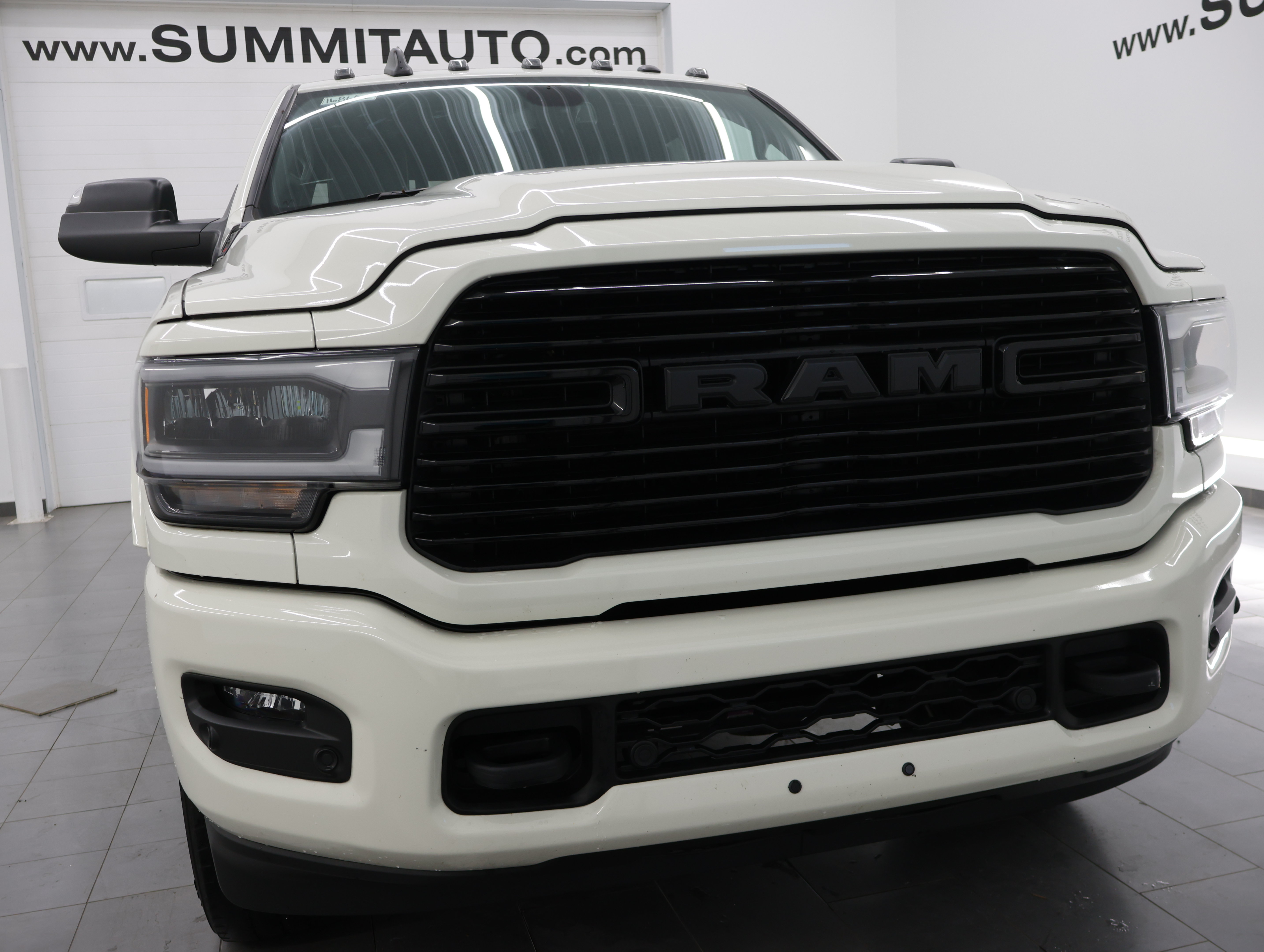 Used 2022 RAM 2500 Laramie w/ Night Edition AWD/4WD image 22