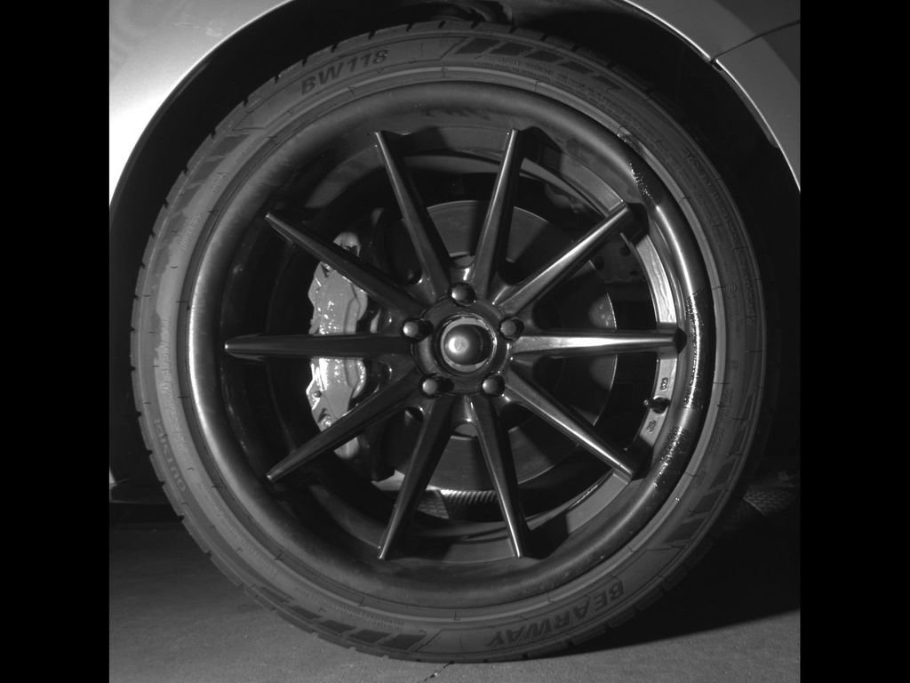 Used 2018 Ford Mustang GT w/ Equipment Group 301A RWD image 9