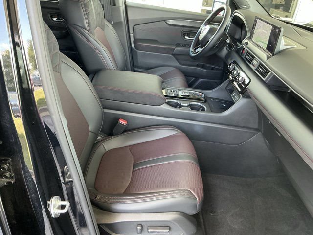 Used 2026 Honda Pilot Black Edition image 21