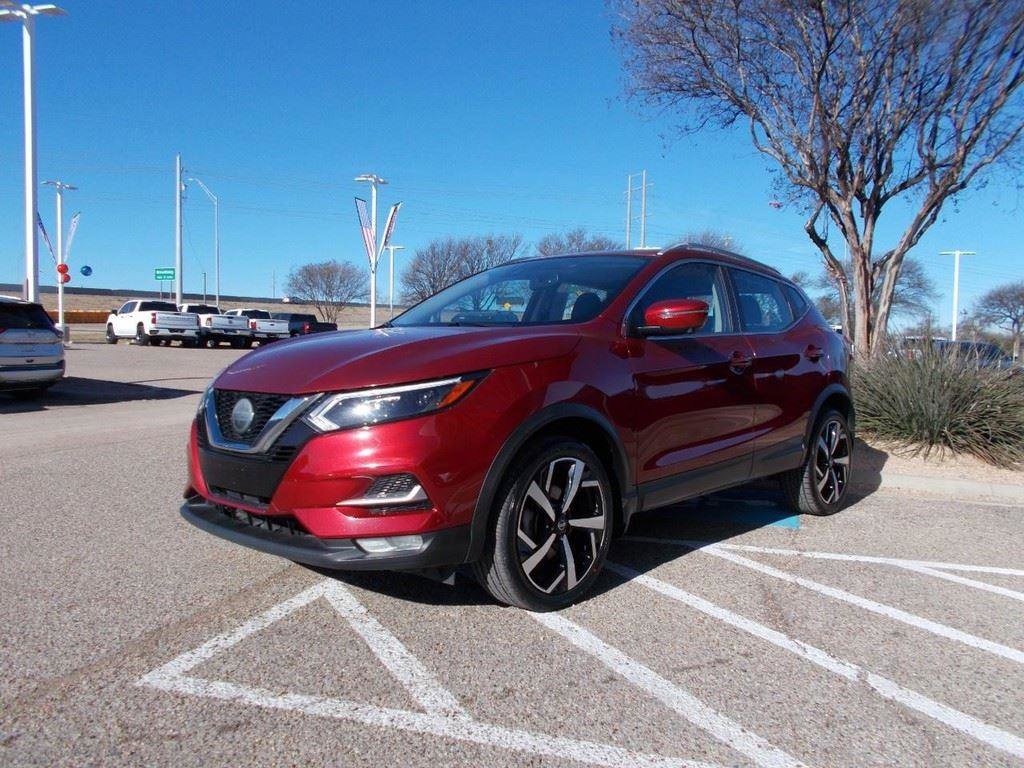 Used 2020 Nissan Rogue Sport SL w/ Premium Package FWD image 2