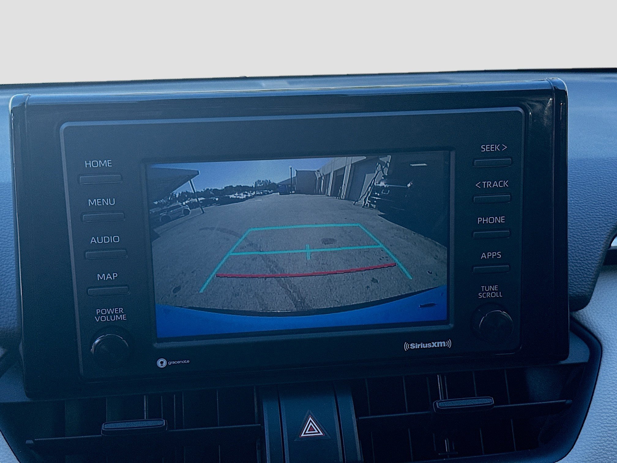 Used 2020 Toyota RAV4 XLE image 13