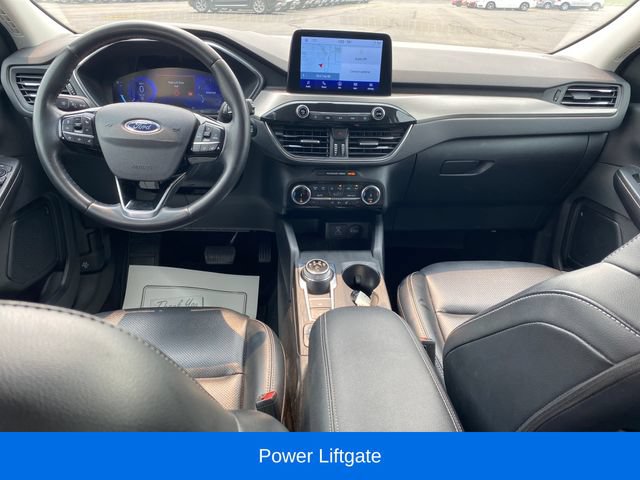 Used 2022 Ford Escape Titanium AWD/4WD image 5