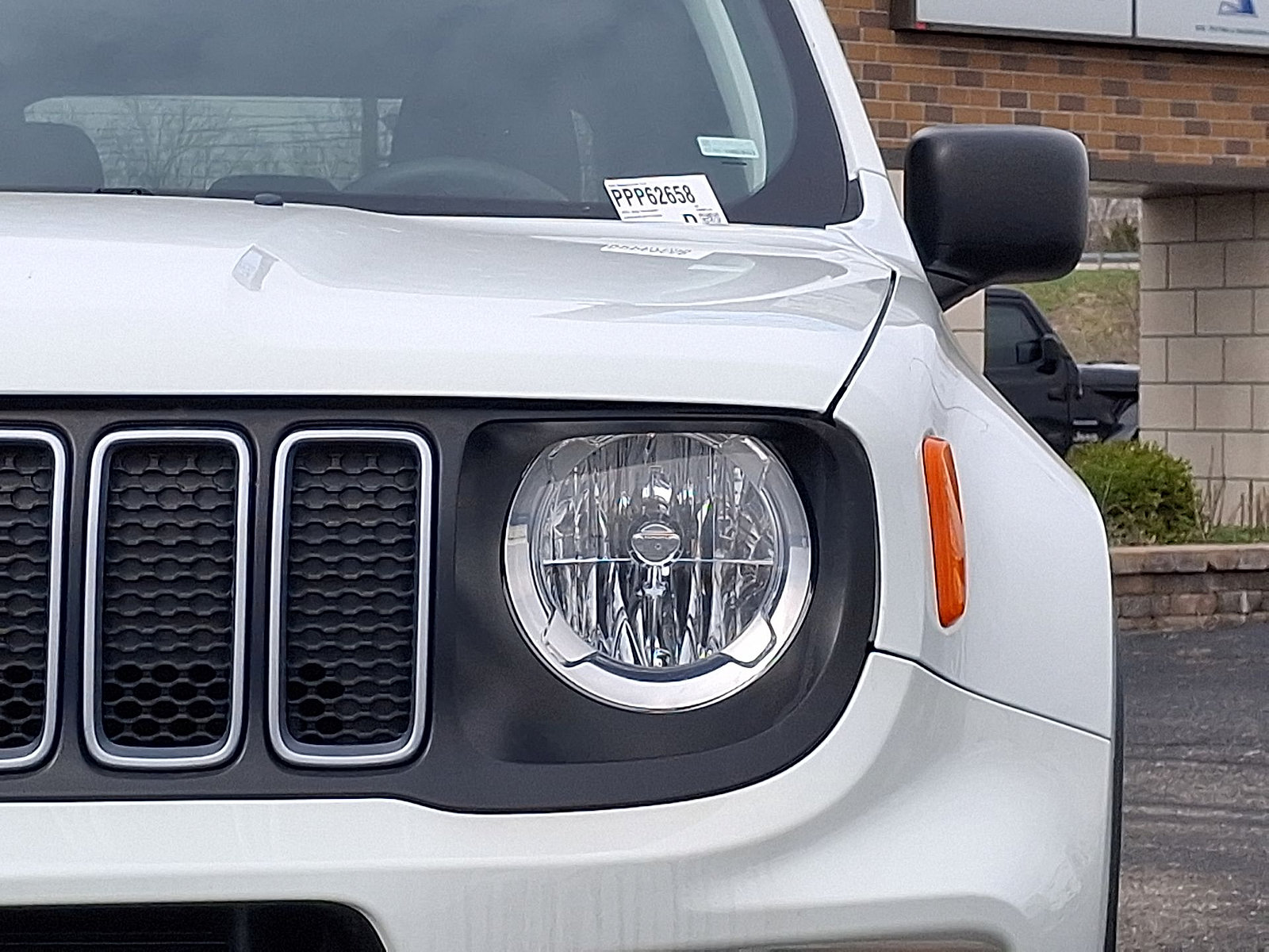 Used 2023 Jeep Renegade Latitude AWD/4WD image 27