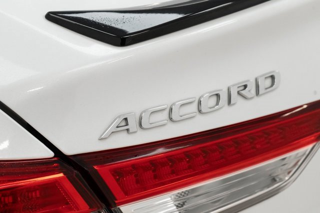 Used 2022 Honda Accord Sport image 10