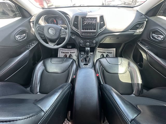 Used 2020 Jeep Cherokee Trailhawk w/ Technology Group AWD/4WD image 19