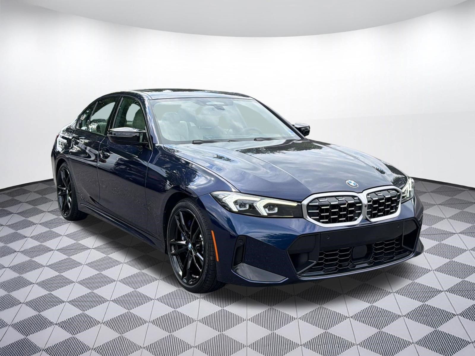 Used 2023 BMW M340i RWD image 7
