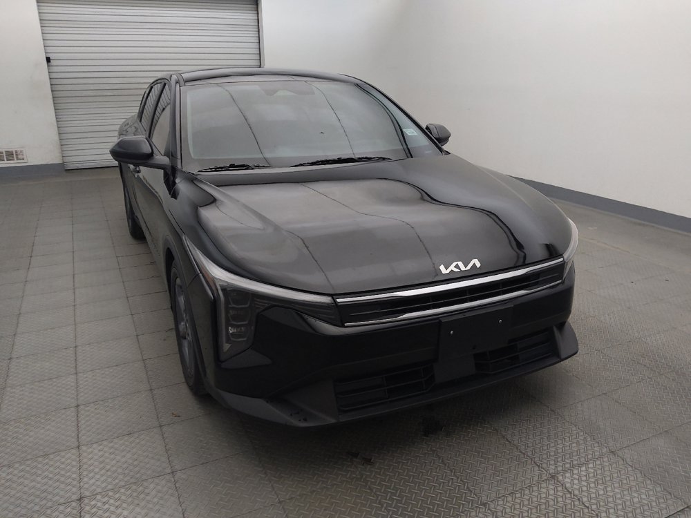Used 2025 Kia K4 FWD image 14