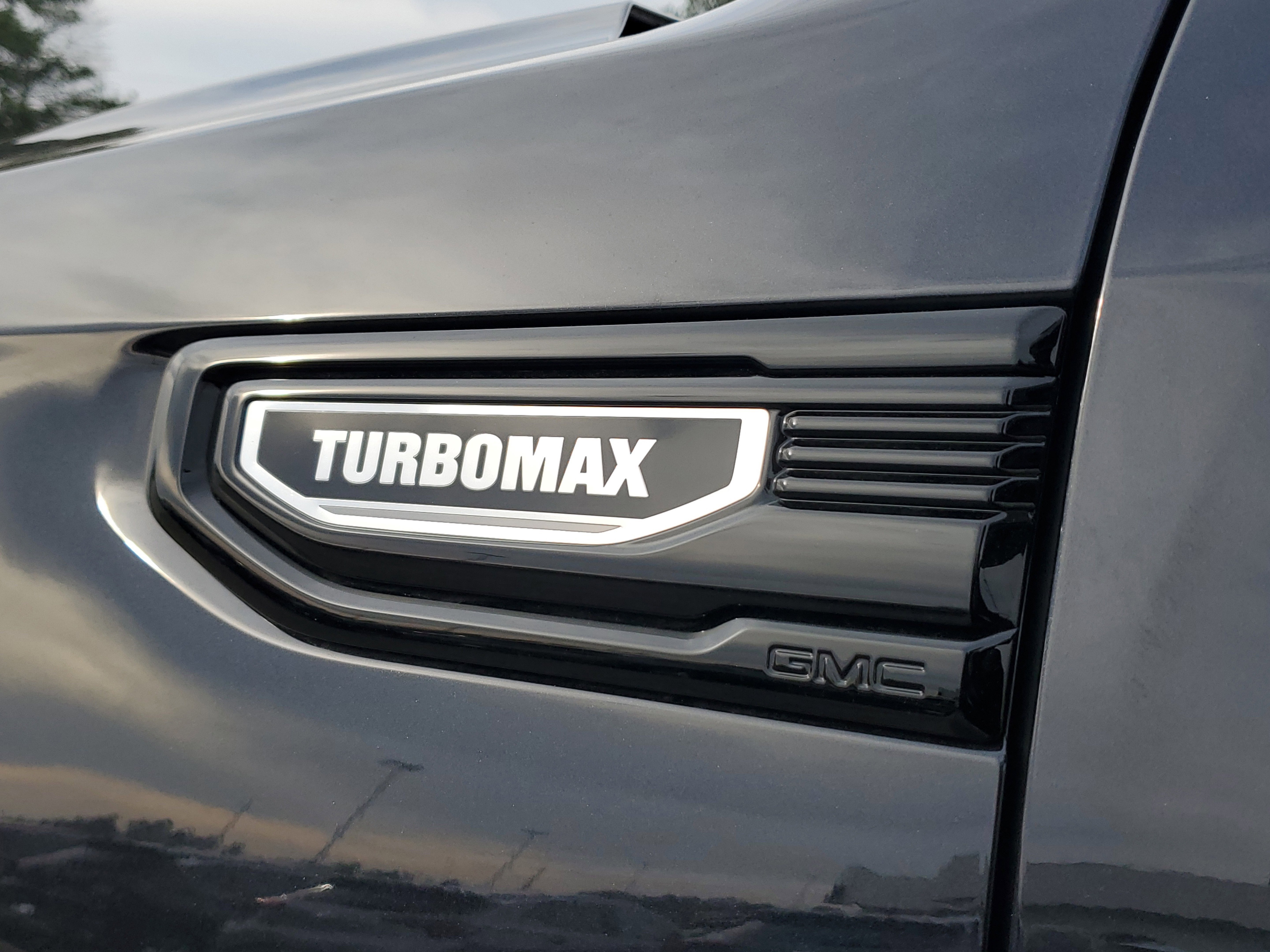 New 2025 GMC Sierra 1500 Elevation image 5