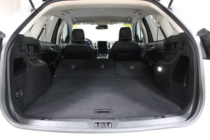 Used 2022 Ford Edge SEL image 13