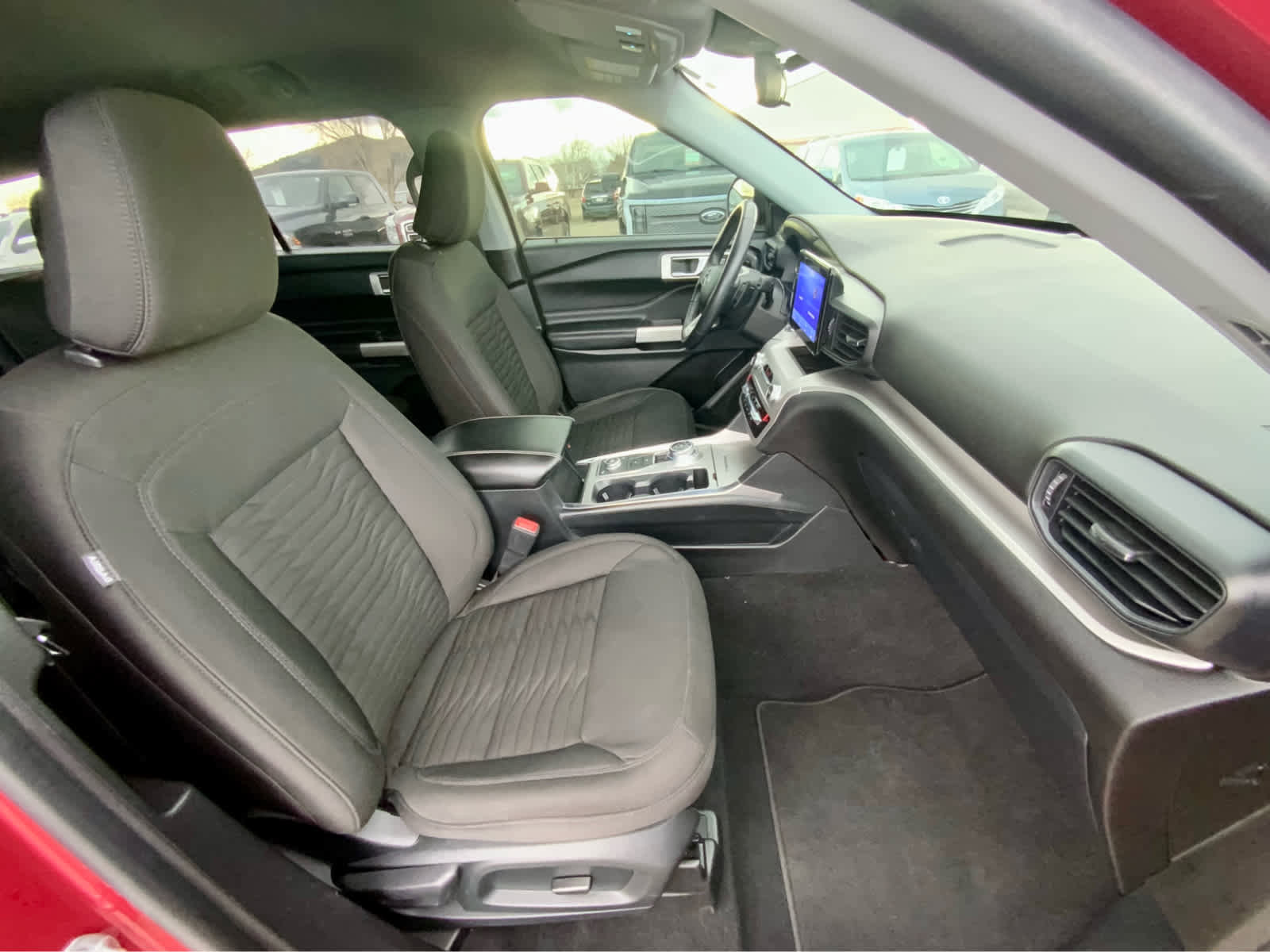 Used 2021 Ford Explorer XLT w/ Class III Trailer Tow Package image 21