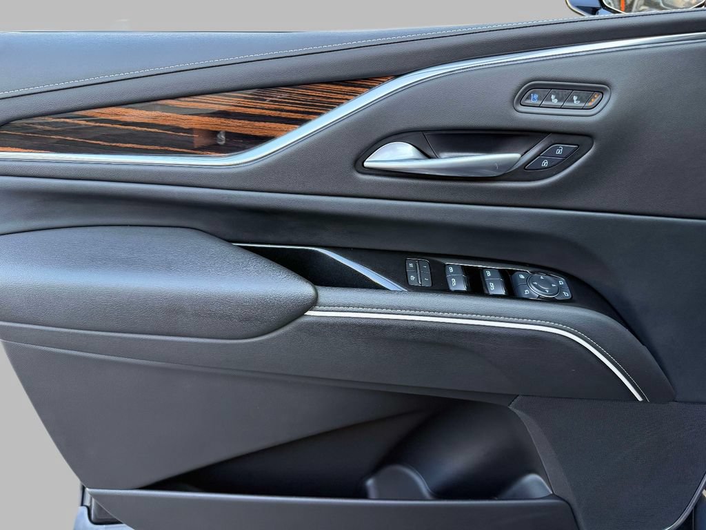 Certified 2024 Cadillac Escalade Premium Luxury AWD/4WD image 21