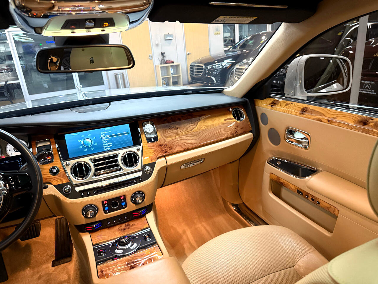 Used 2011 Rolls-Royce Ghost image 13