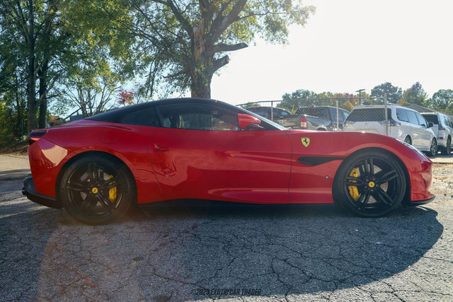 Used 2019 Ferrari Portofino image 9