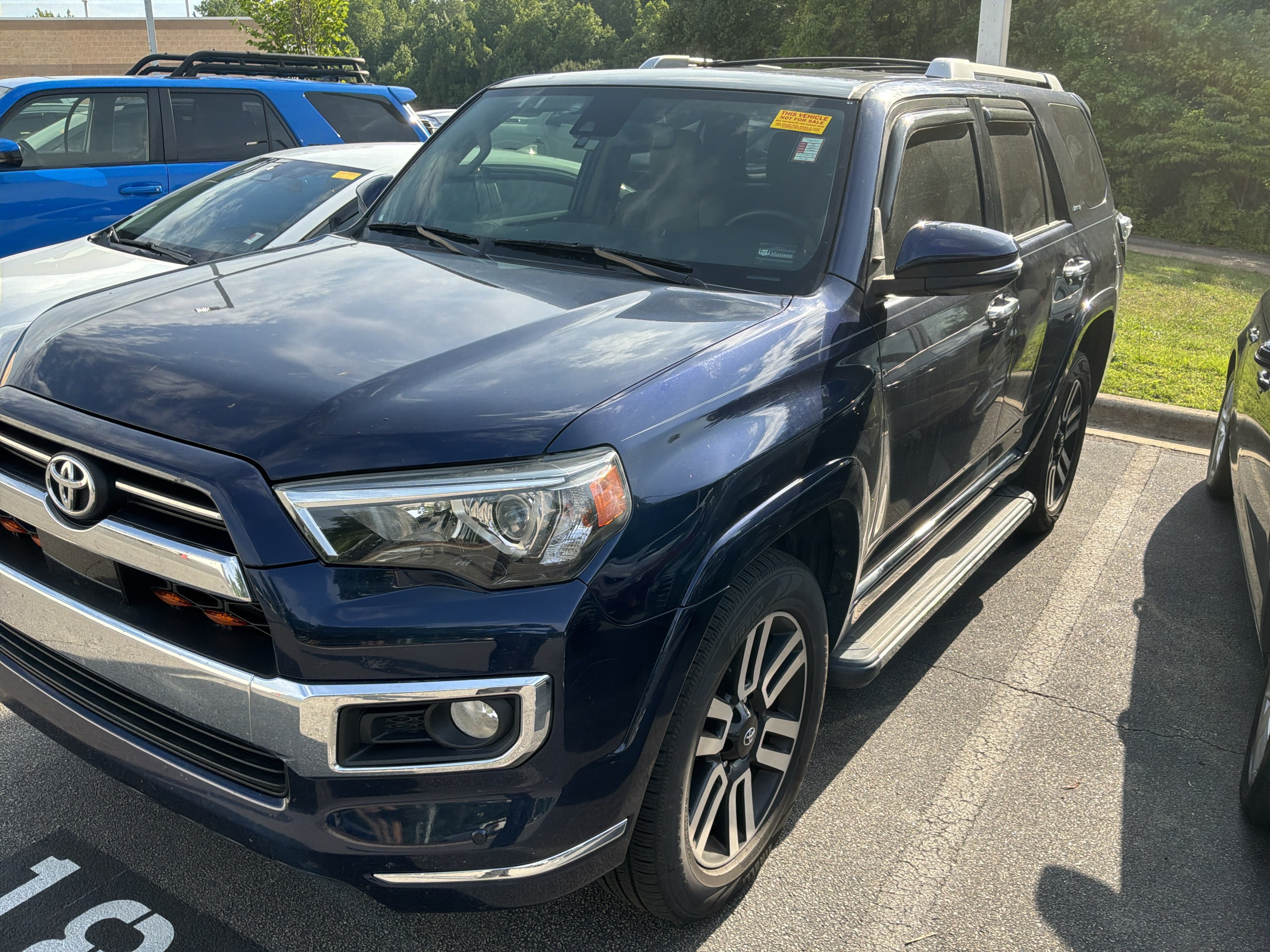 Used 2020 Toyota 4Runner Limited AWD/4WD image 39