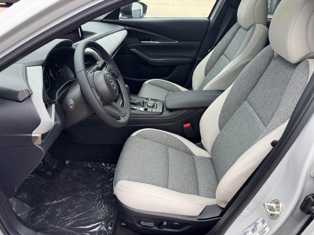 New 2026 MAZDA CX-30 Aire Edition AWD/4WD image 8