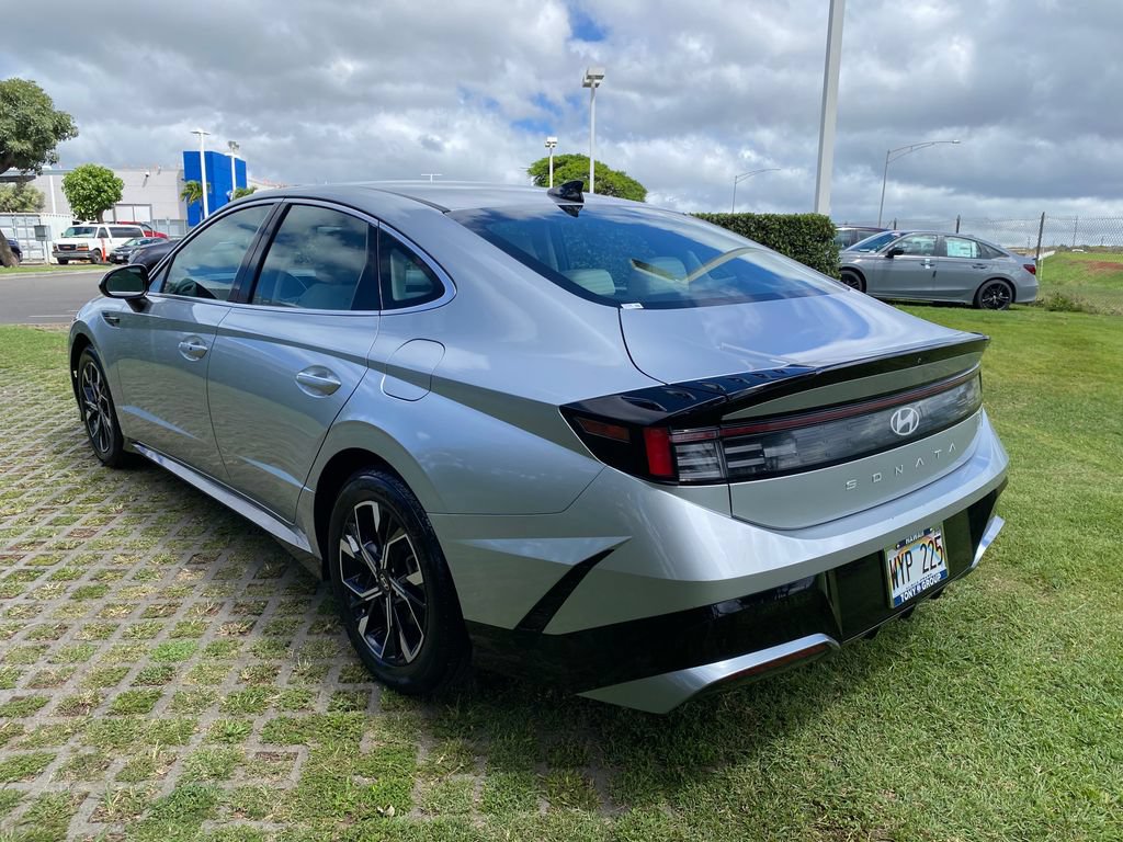 Certified 2024 Hyundai Sonata SEL FWD image 5