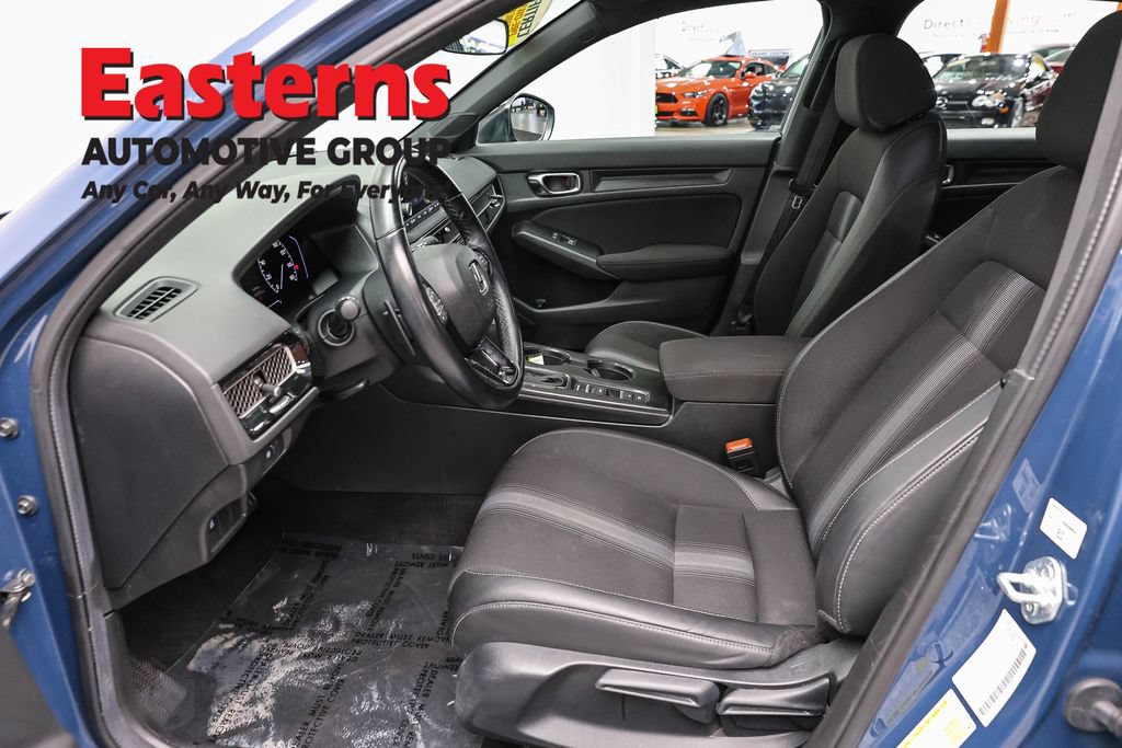 Used 2025 Honda Civic Sport image 14
