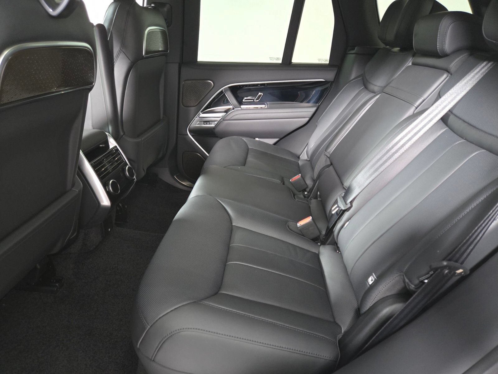 New 2026 Land Rover Range Rover Autobiography AWD/4WD image 5