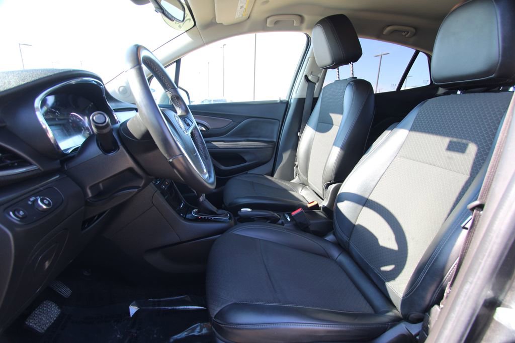Used 2018 Buick Encore Preferred image 6