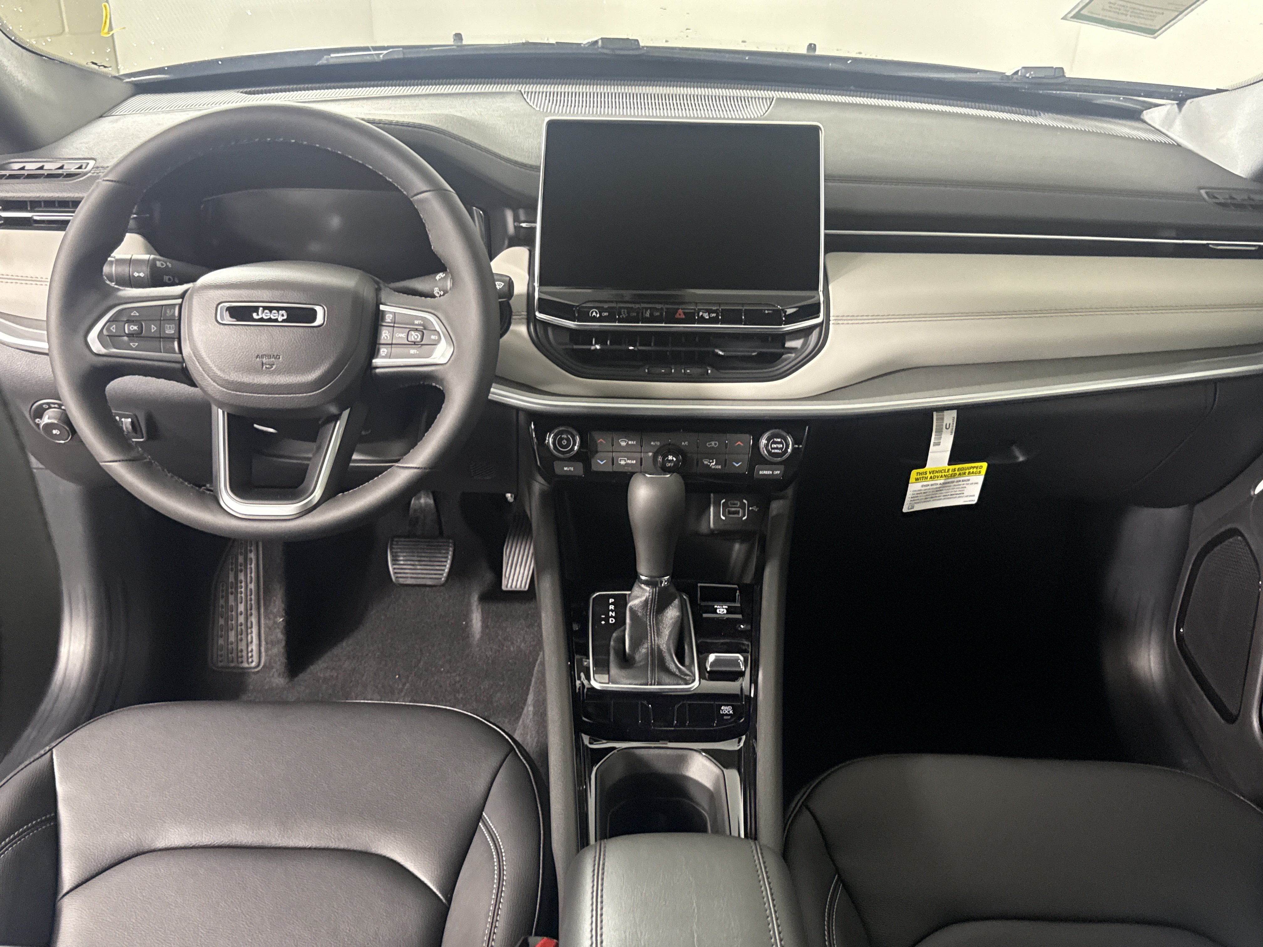 New 2026 Jeep Compass Limited AWD/4WD image 15