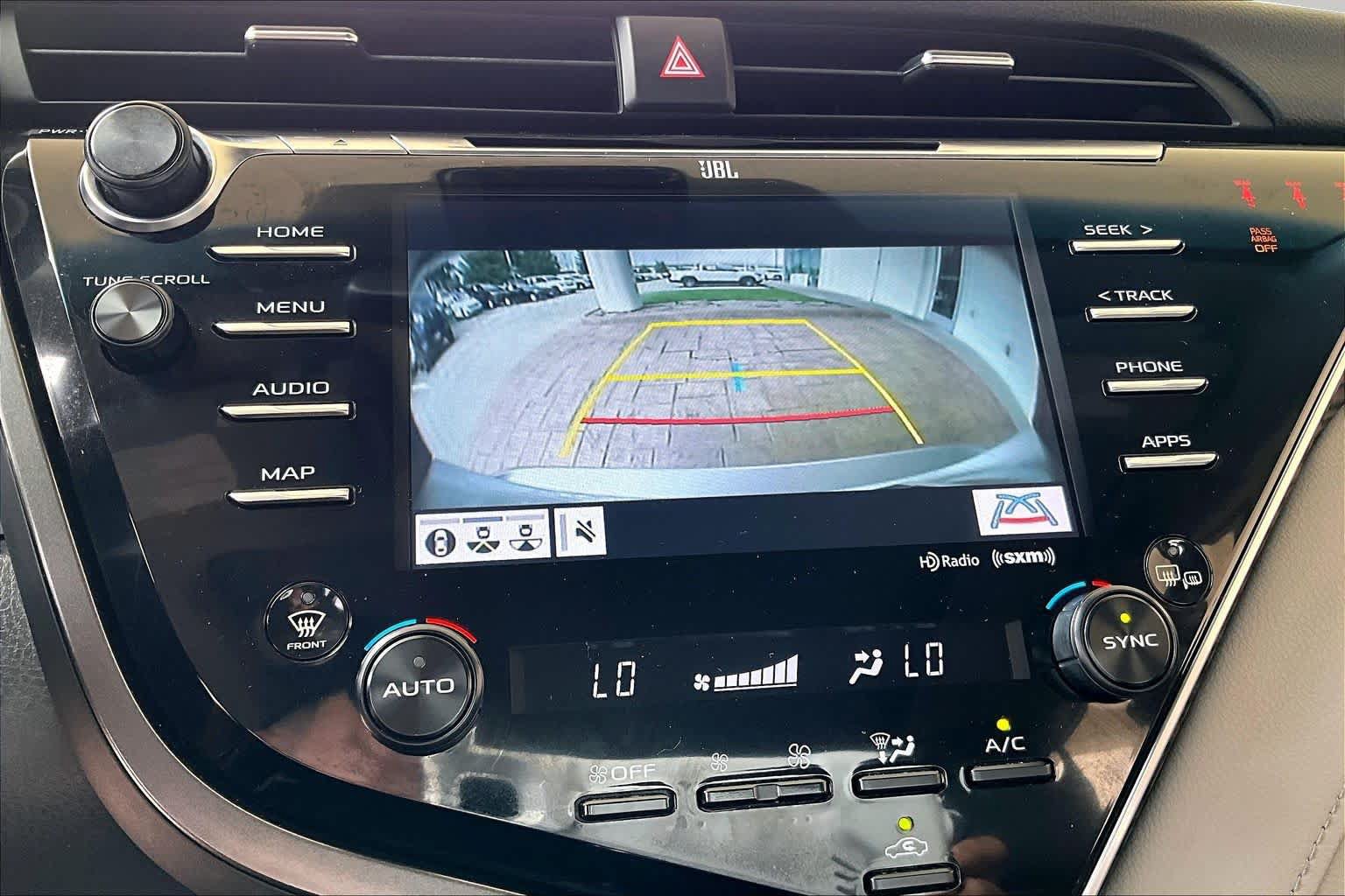 Used 2018 Toyota Camry XLE w/ Driver Assist Package FWD image 25