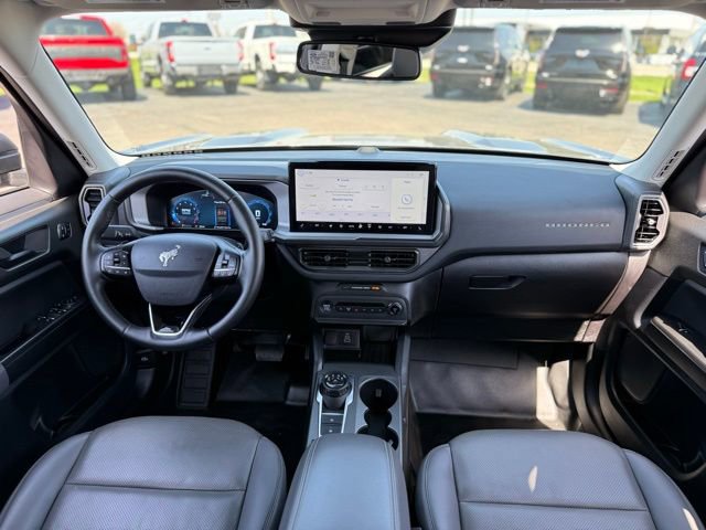 Used 2025 Ford Bronco Sport Badlands AWD/4WD image 2