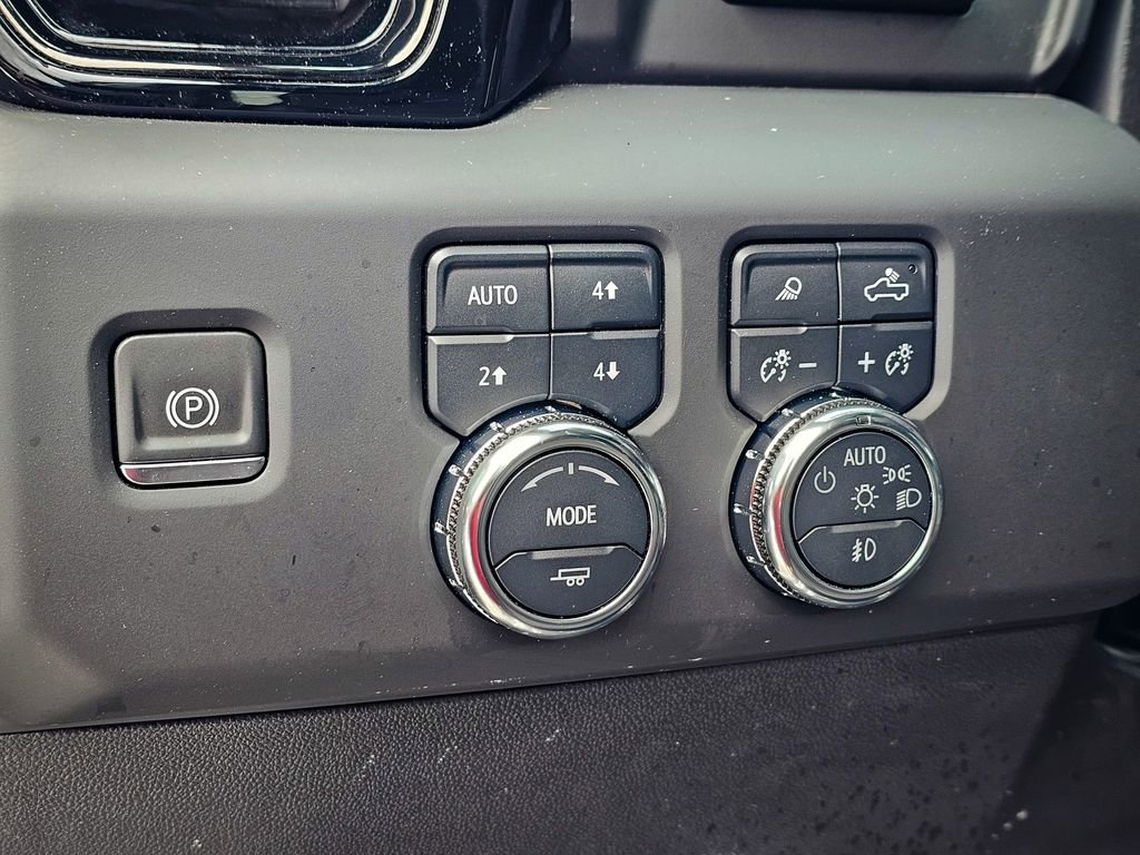 Certified 2024 GMC Sierra 1500 AT4 w/ Technology Package image 18