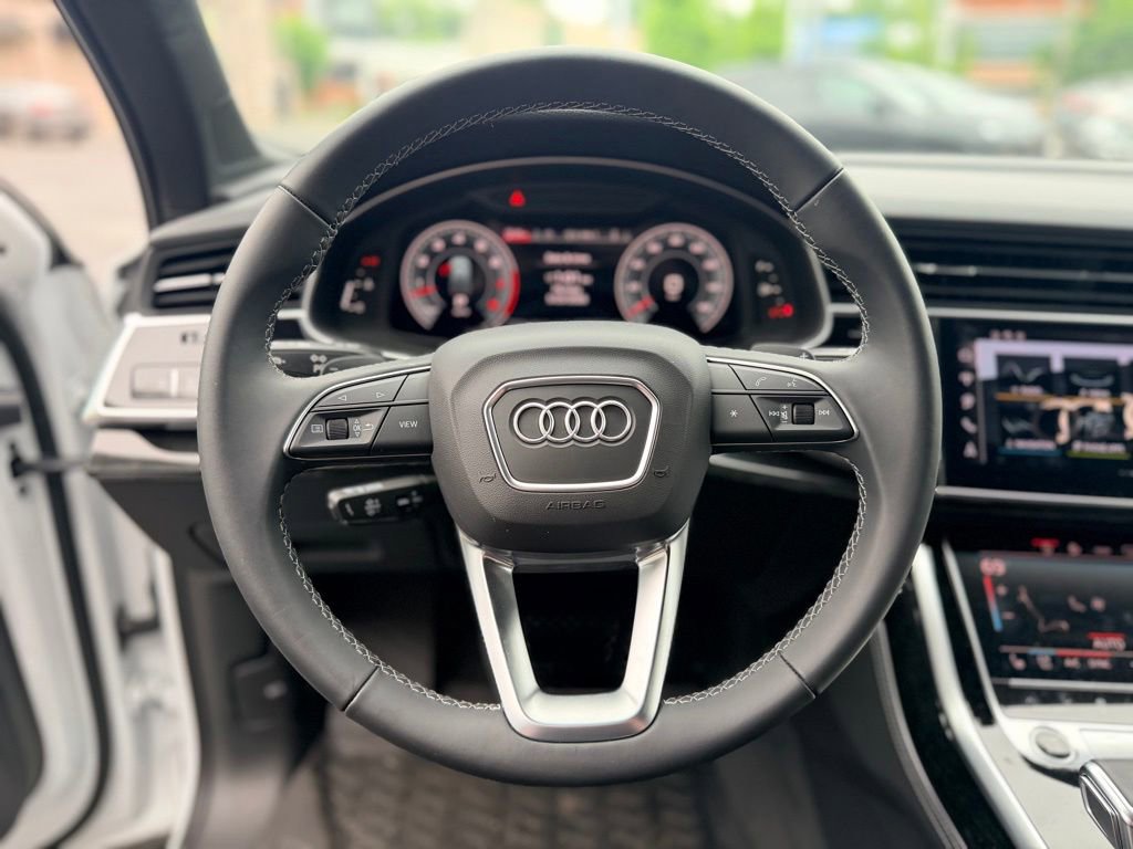 Certified 2025 Audi Q7 3.0T Premium Plus w/ Premium Plus Package AWD/4WD image 29