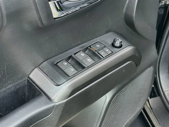 Used 2023 Toyota Tacoma TRD Off-Road w/ Advanced Technology Package AWD/4WD image 18