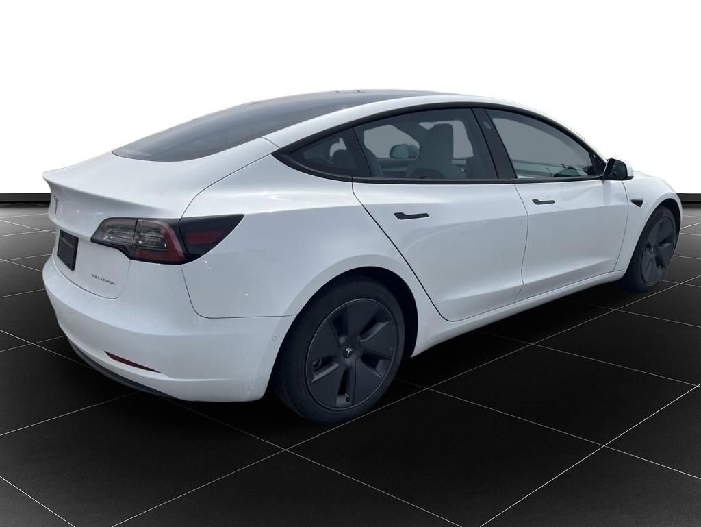 Used 2022 Tesla Model 3 Long Range AWD/4WD image 5