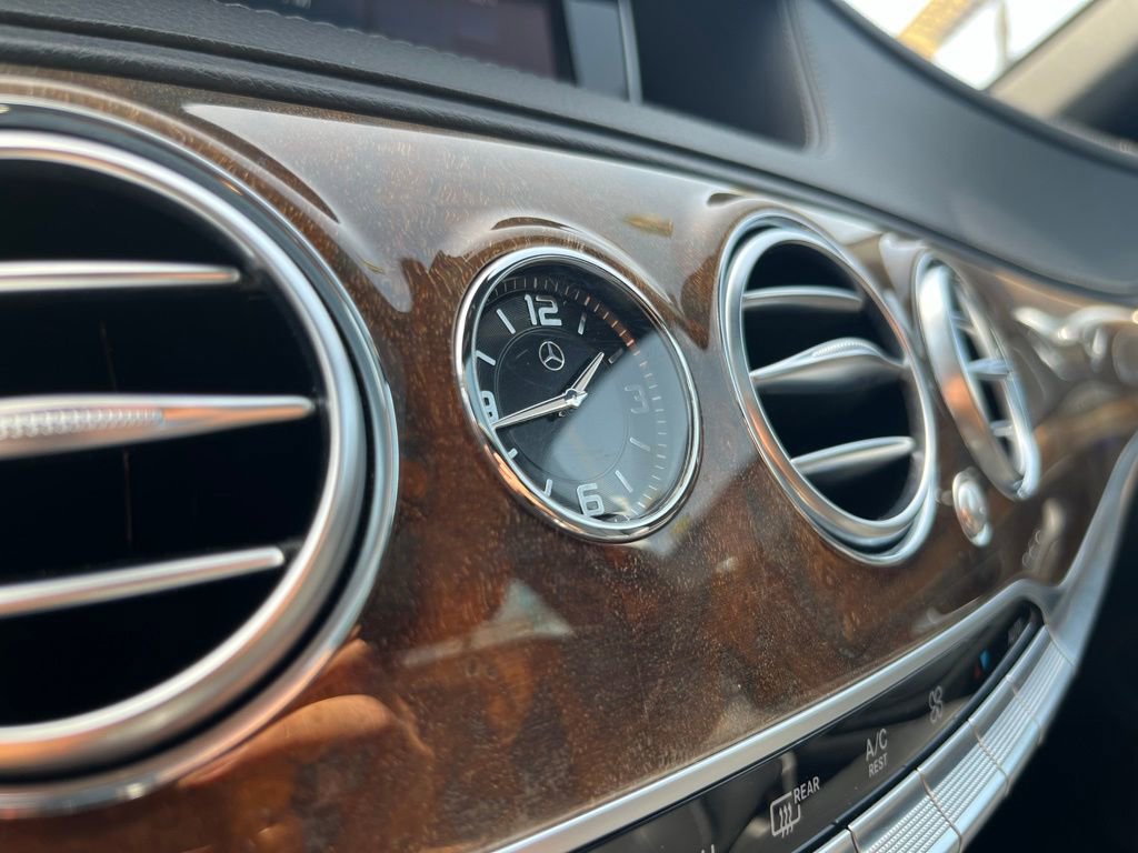 Used 2015 Mercedes-Benz S 550 Sedan image 29