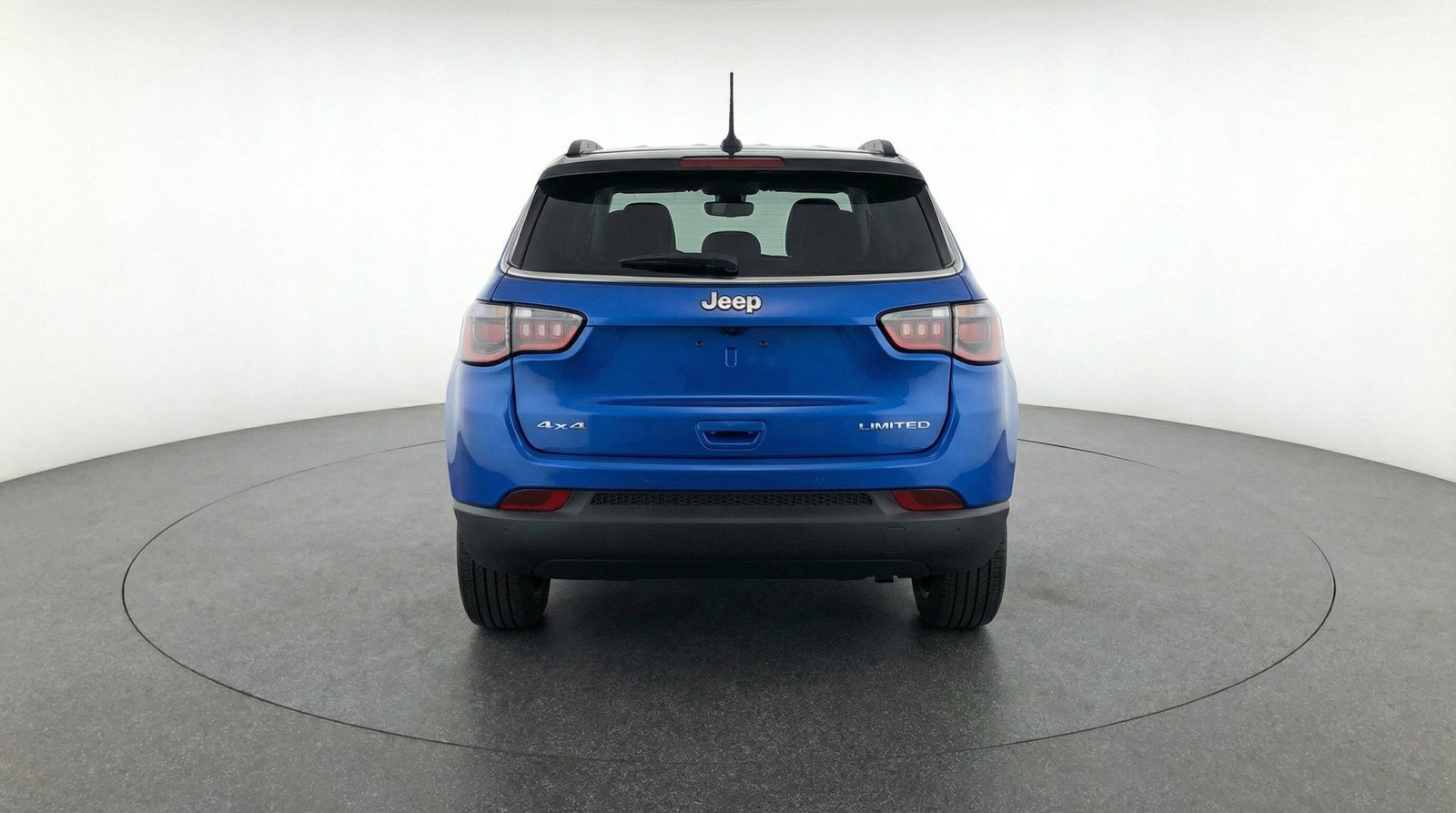 Used 2025 Jeep Compass Limited AWD/4WD image 7