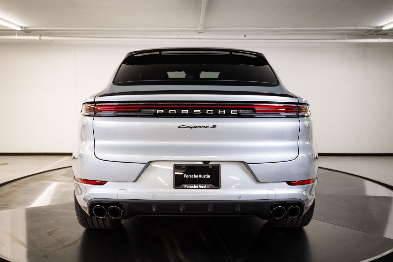 New 2026 Porsche Cayenne S AWD/4WD image 6
