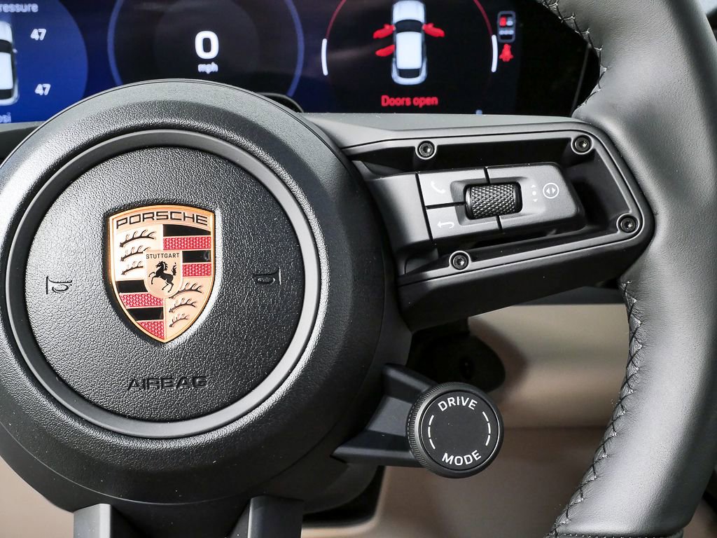 New 2026 Porsche Macan Electric image 10