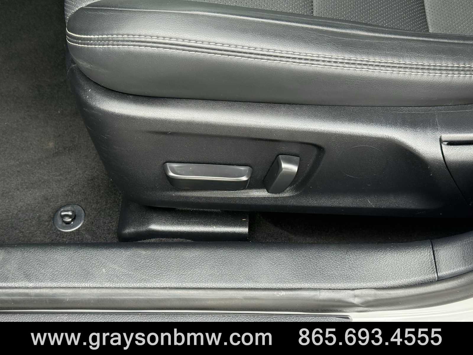 Used 2023 Lexus IS 300 w/ Comfort Package image 12