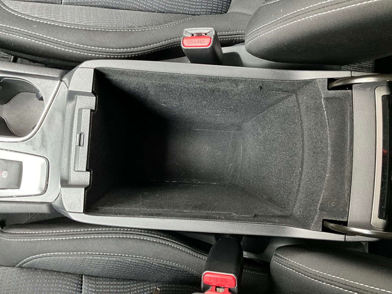 Certified 2024 Subaru Ascent Premium w/ Convenience Package image 33