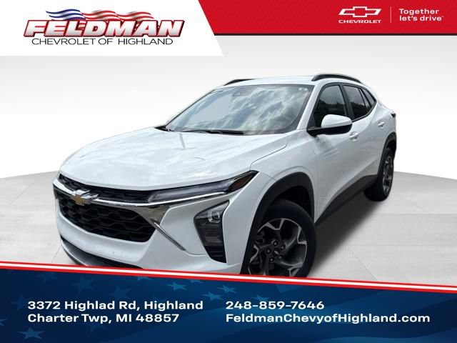 Used 2024 Chevrolet Trax LT FWD image 1