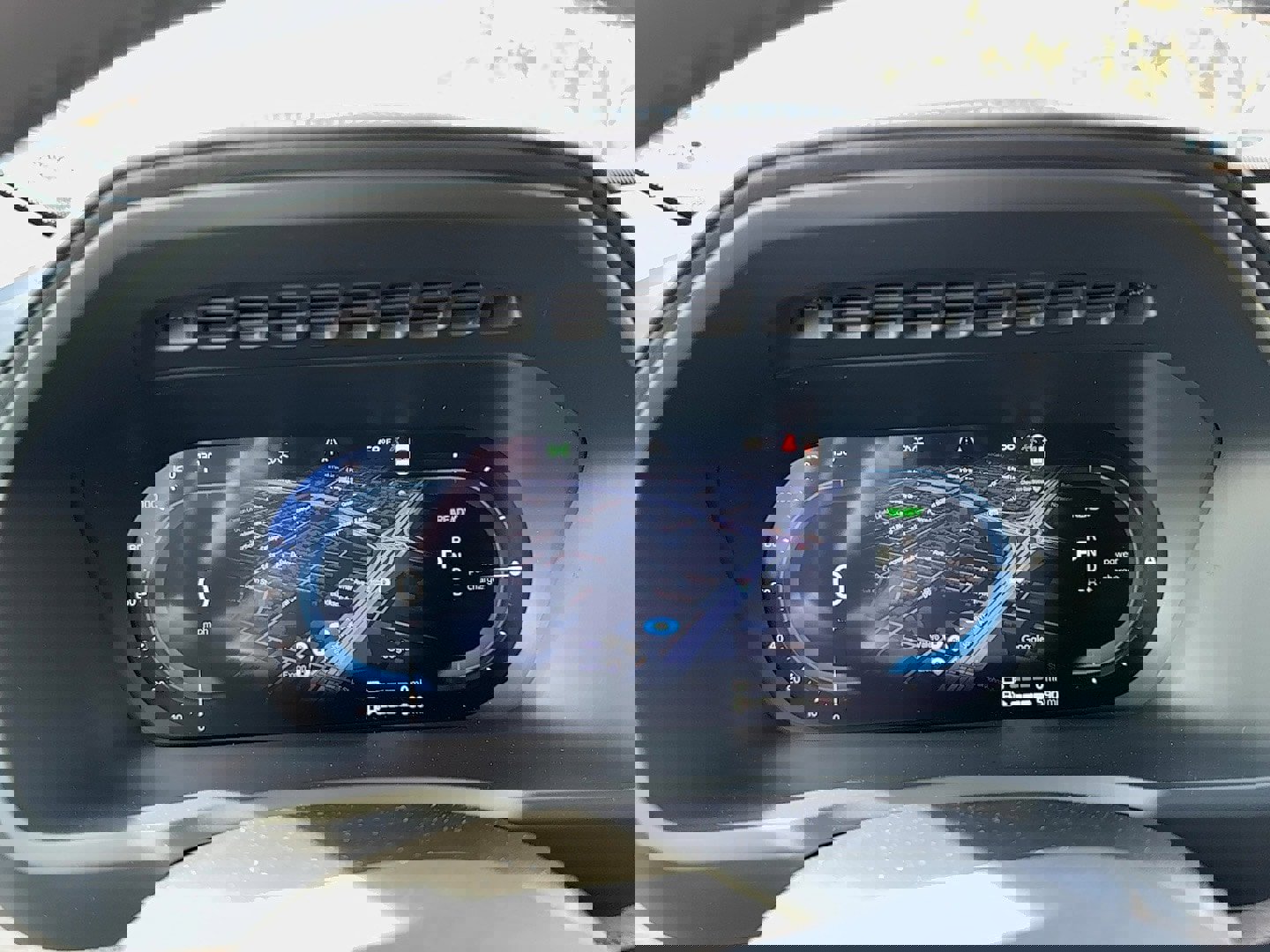 New 2025 Volvo XC90 T8 Core w/ Protection Package image 20