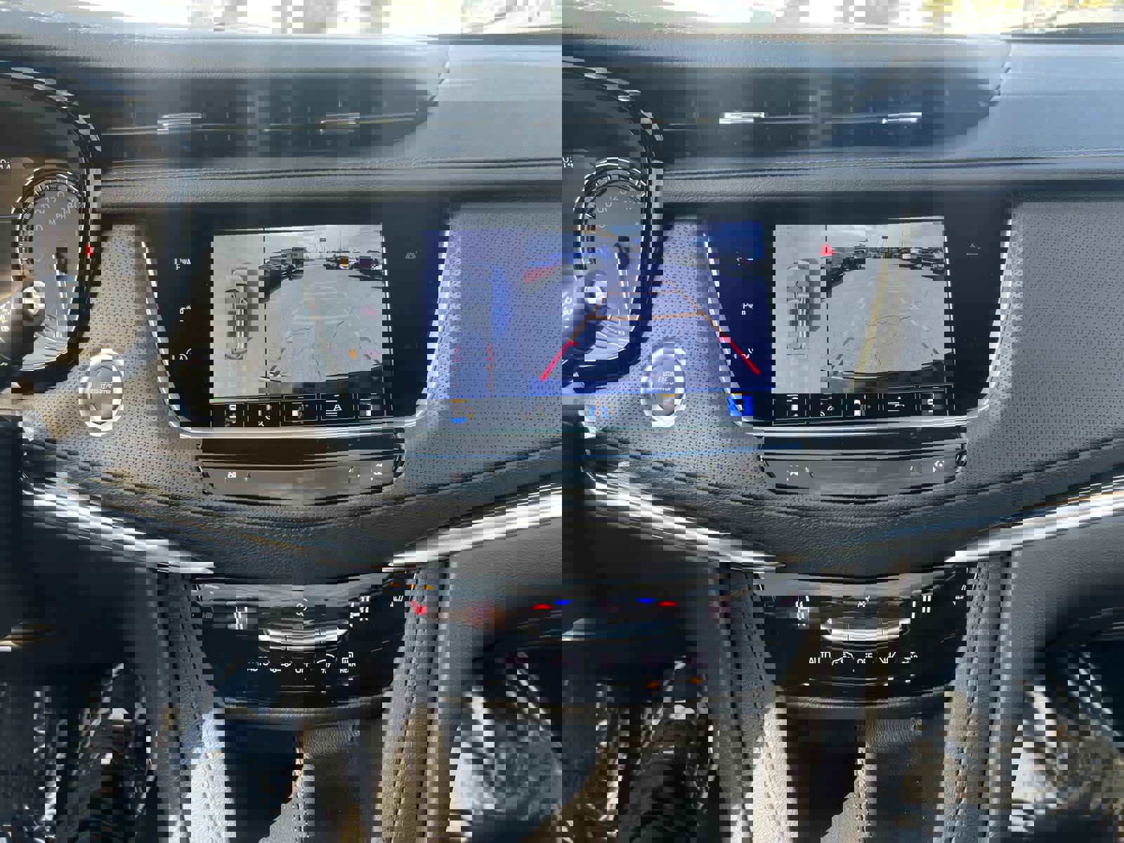 Certified 2025 Cadillac XT5 Premium Luxury w/ Technology Package image 29