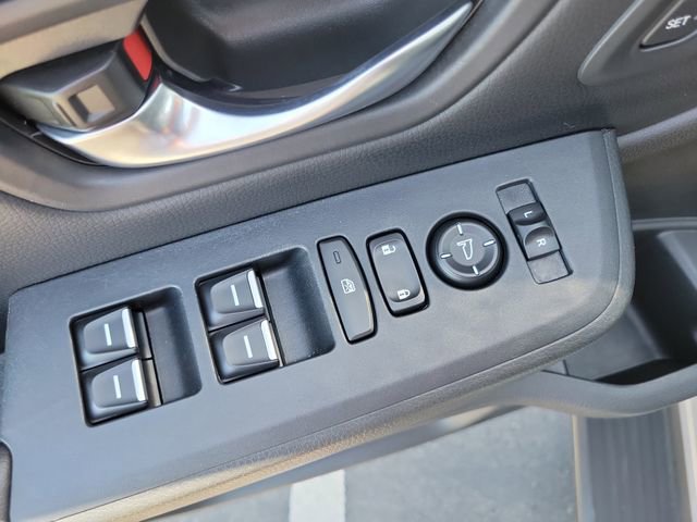 Certified 2025 Honda Pilot Touring image 23
