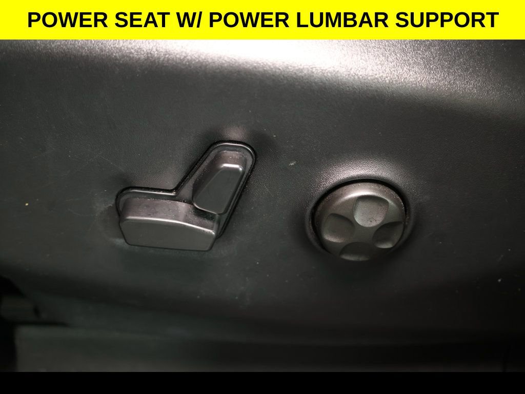 Used 2025 Chrysler Pacifica Select FWD image 8