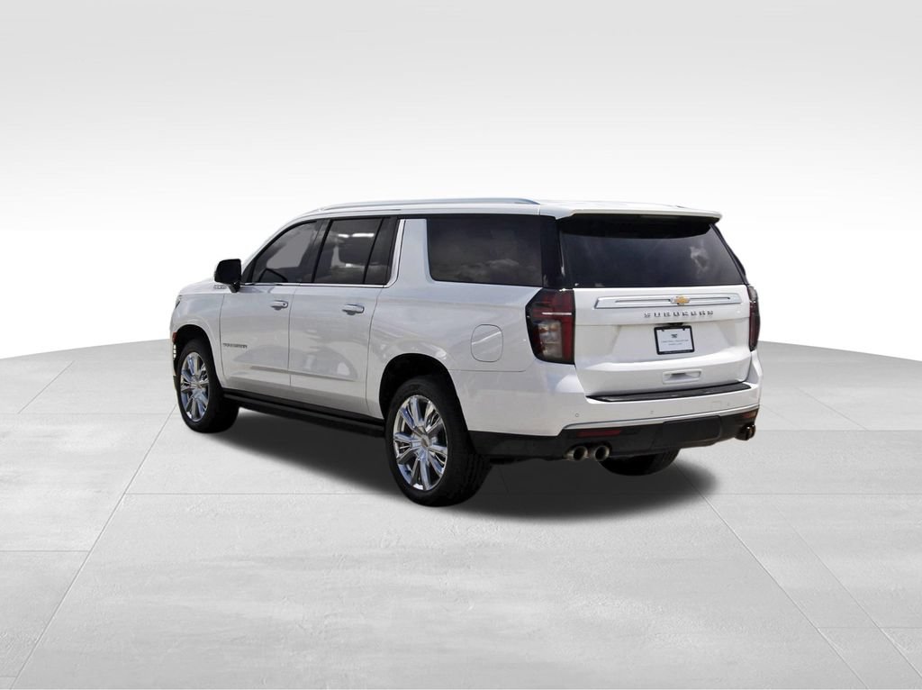 Used 2021 Chevrolet Suburban High Country w/ Premium Package AWD/4WD image 3