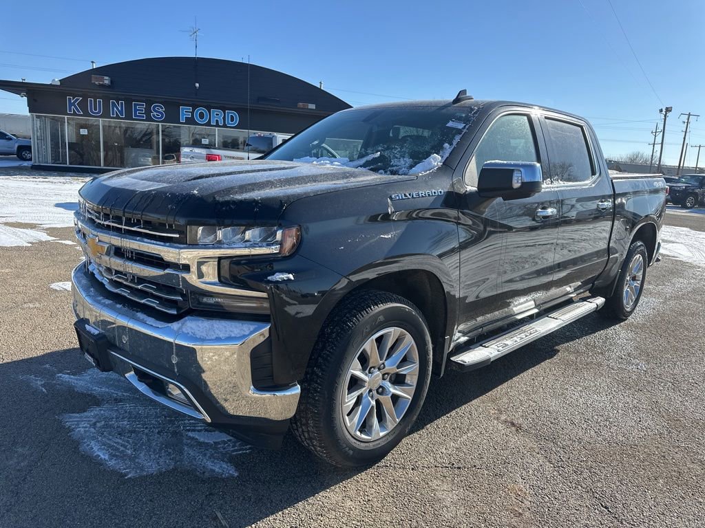 Used 2019 Chevrolet Silverado 1500 LTZ w/ LTZ Plus Package AWD/4WD image 16