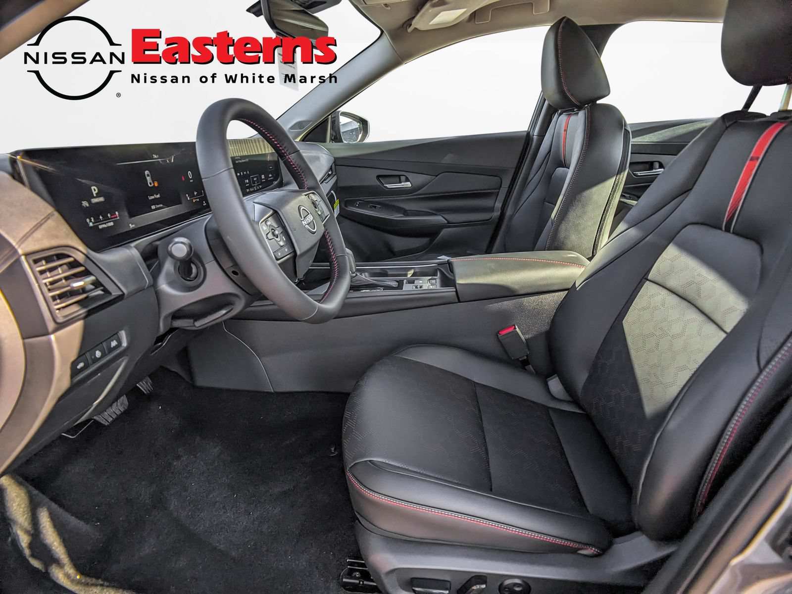 New 2026 Nissan Sentra SR w/ SR Premium Package FWD image 15