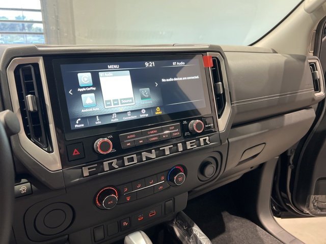 Used 2025 Nissan Frontier SV image 17