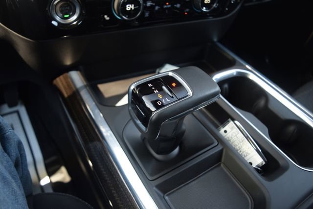 Used 2024 Chevrolet Silverado 1500 LT AWD/4WD image 12