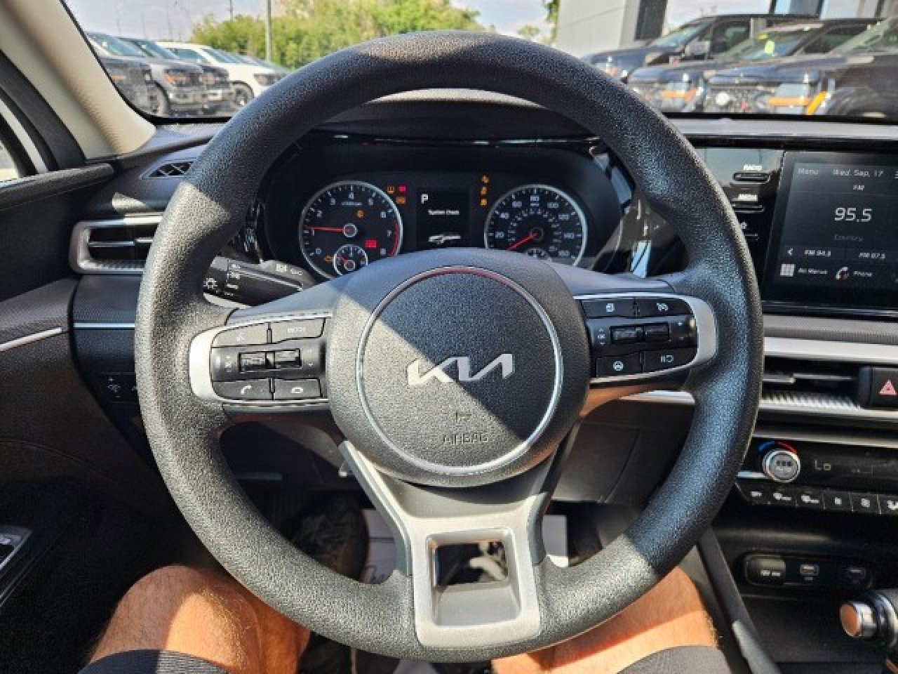 Used 2023 Kia K5 LXS image 24