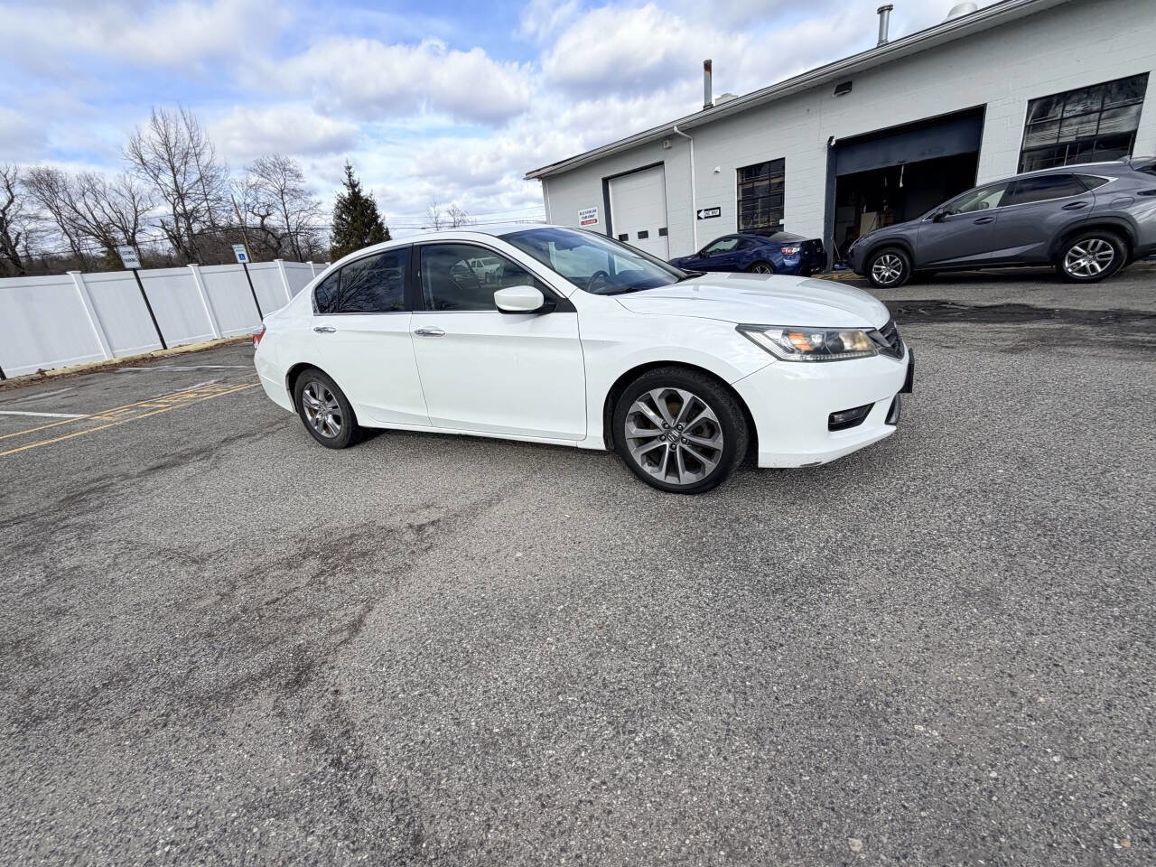 Used 2014 Honda Accord Sport image 7
